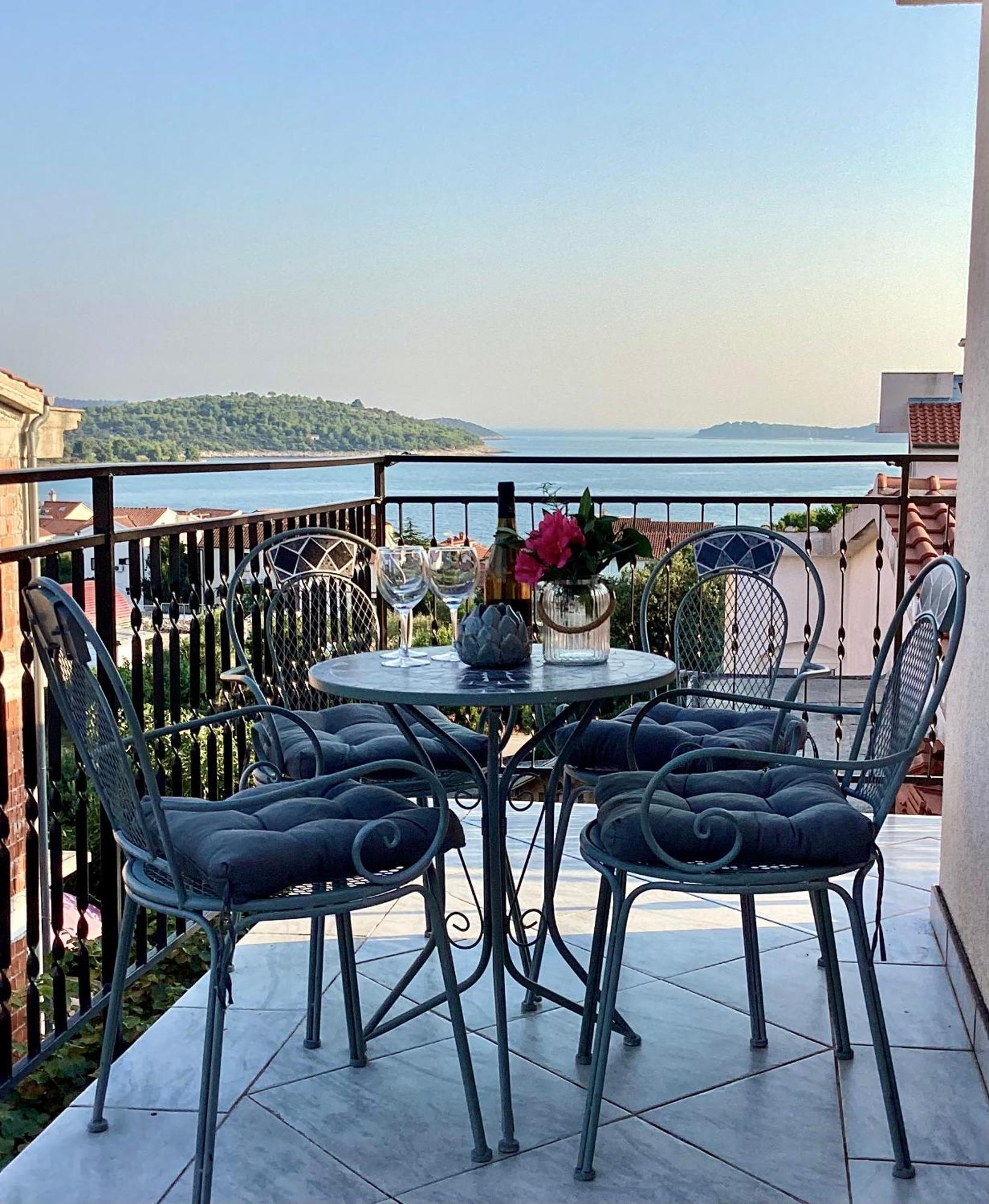 Apartmani Mate Rogoznica  Habitación foto